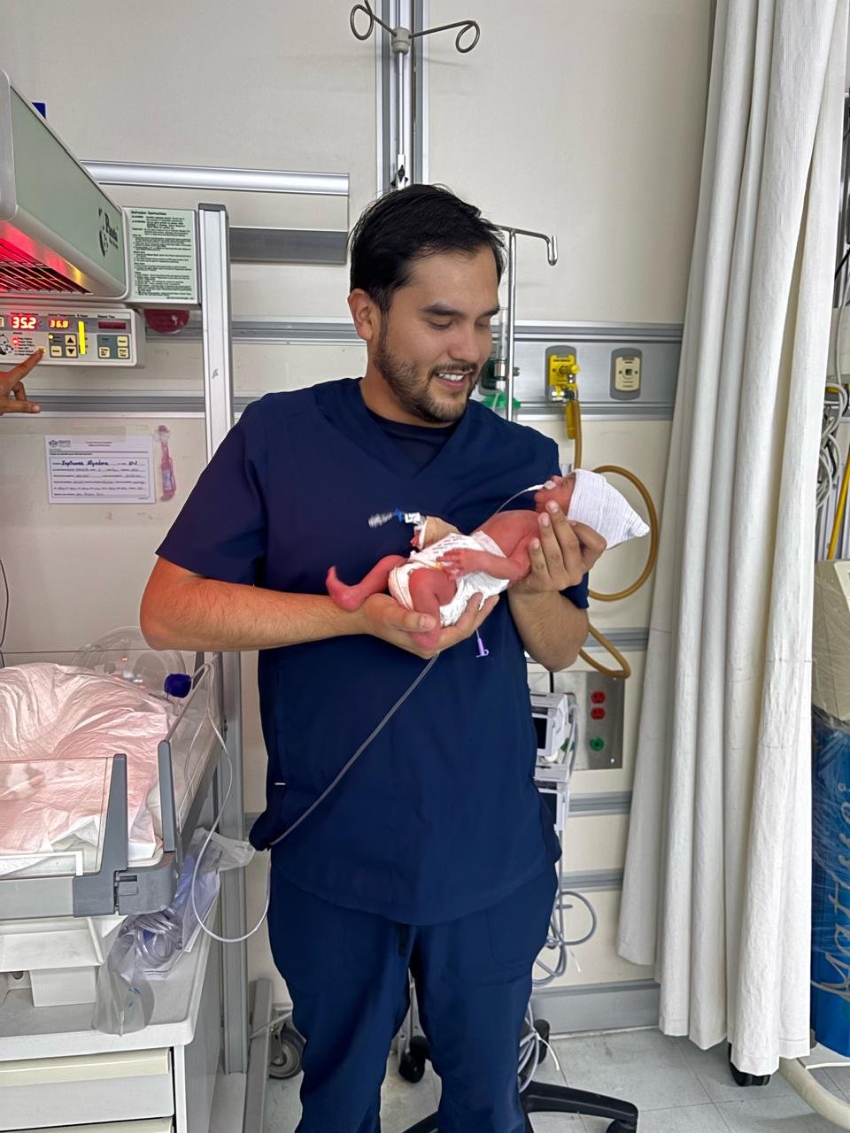 Dr. Mario A. Guzmán Rojas